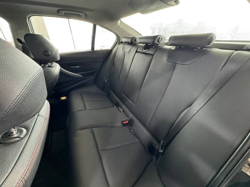 BMW - 320I - 2013/2013 - Preta - R$ 89.900,00