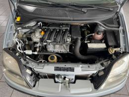 RENAULT - SCÉNIC - 2004/2005 - Prata - R$ 18.900,00