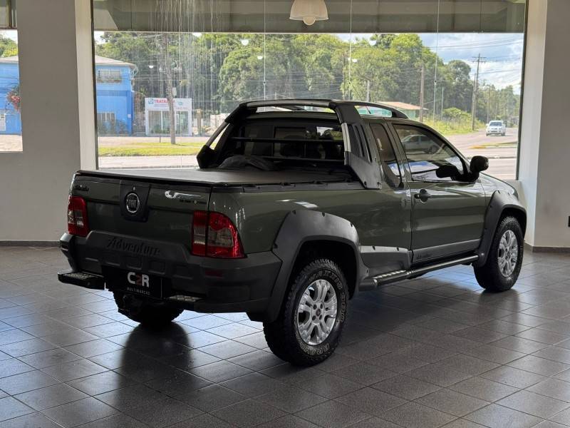 FIAT - STRADA - 2011/2011 - Verde - R$ 48.900,00
