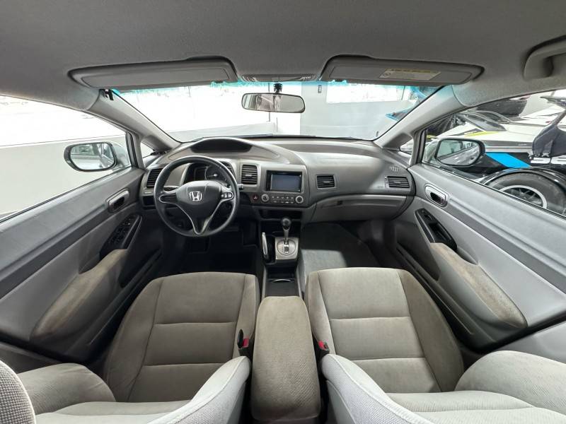 HONDA - CIVIC - 2011/2011 - Cinza - R$ 55.900,00
