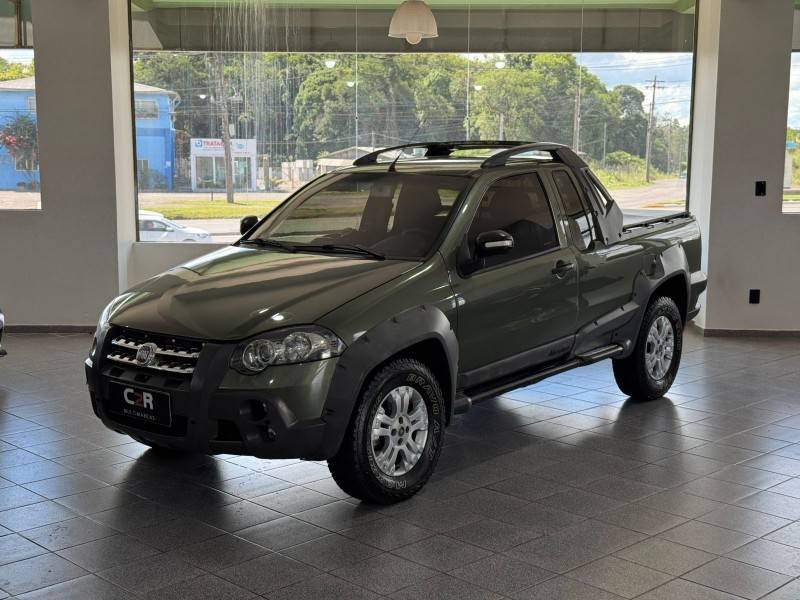 FIAT - STRADA - 2011/2011 - Verde - R$ 48.900,00