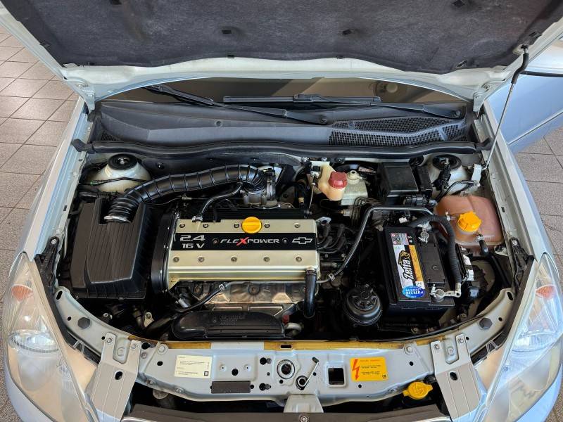 CHEVROLET - VECTRA - 2006/2006 - Prata - R$ 31.900,00
