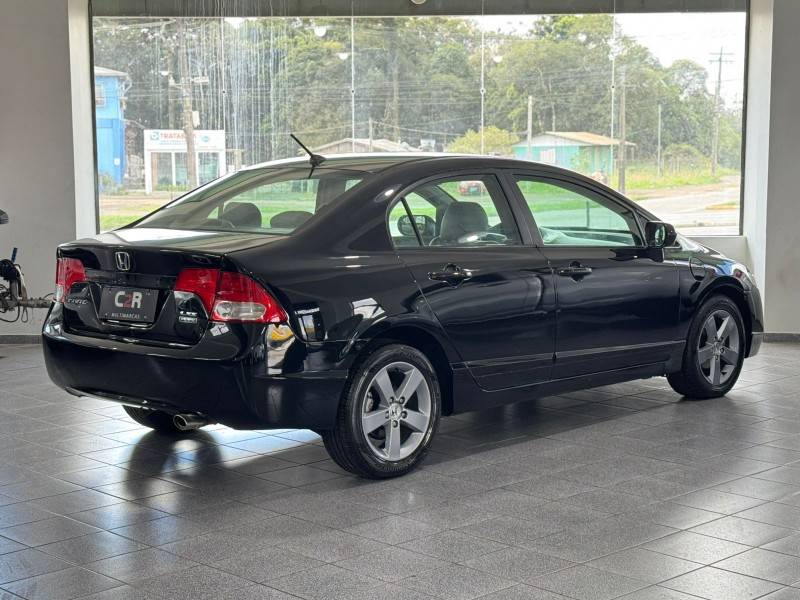 HONDA - CIVIC - 2008/2008 - Preta - R$ 43.900,00