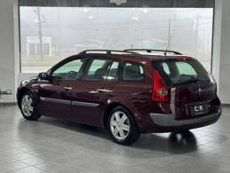 RENAULT - MÉGANE - 2008/2008 - Vermelha - R$ 28.900,00