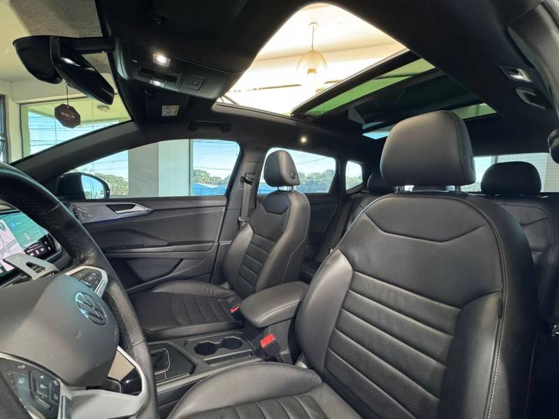 VOLKSWAGEN - TAOS - 2022/2022 - Preta - R$ 156.900,00