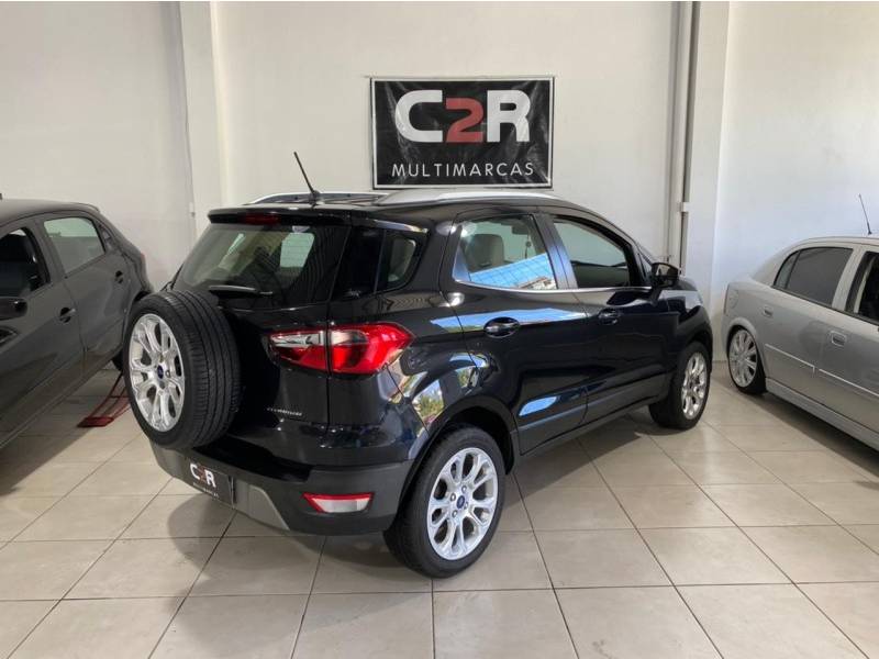 FORD - ECOSPORT - 2018/2019 - Preta - R$ 77.900,00