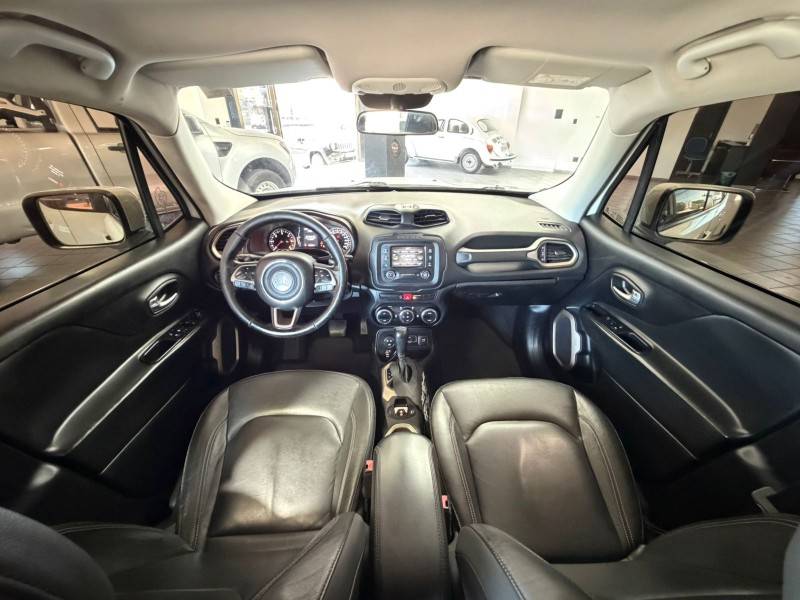 JEEP - RENEGADE - 2015/2016 - Branca - R$ 78.900,00
