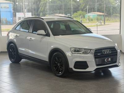 AUDI - Q3 - 2015/2016 - Branca - R$ 94.900,00