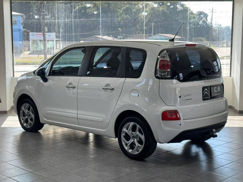 CITROËN - C3 PICASSO - 2012/2013 - Branca - R$ 37.900,00