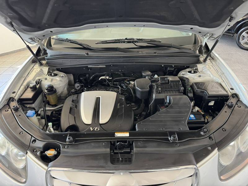 HYUNDAI - SANTA FÉ - 2010/2011 - Prata - R$ 50.900,00