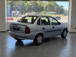 CHEVROLET - CORSA - 2007/2008 - Prata - R$ 18.900,00