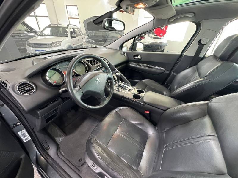 PEUGEOT - 3008 - 2011/2011 - Cinza - R$ 39.900,00
