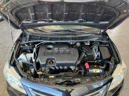 TOYOTA - COROLLA - 2013/2014 - Preta - R$ 66.900,00