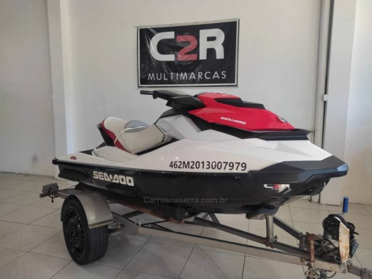 SEADOO - JET SKI - 2012/2013 - Branca - R$ 60.900,00