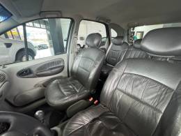 RENAULT - SCÉNIC - 2004/2005 - Prata - R$ 18.900,00