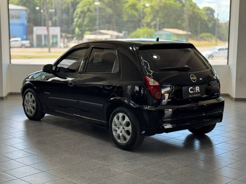 CHEVROLET - CELTA - 2008/2009 - Preta - R$ 24.900,00