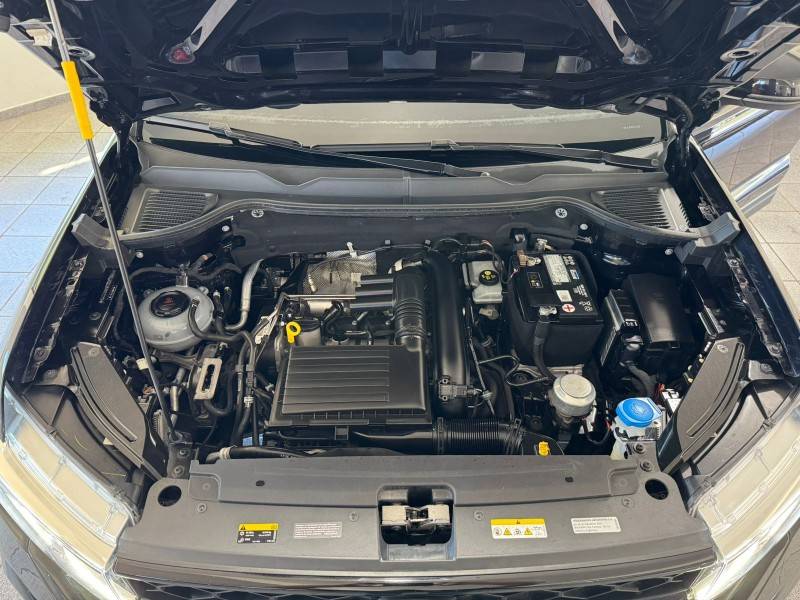 VOLKSWAGEN - TAOS - 2022/2022 - Preta - R$ 156.900,00