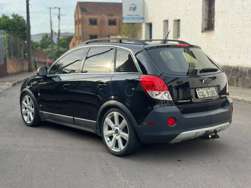 CHEVROLET - CAPTIVA - 2010/2010 - Preta - R$ 29.900,00