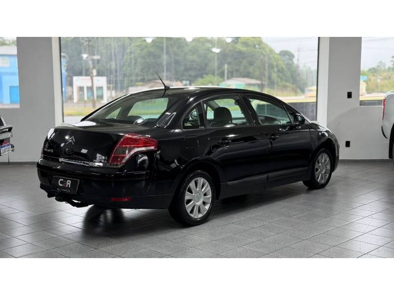 CITROËN - C4 - 2011/2012 - Preta - R$ 29.900,00