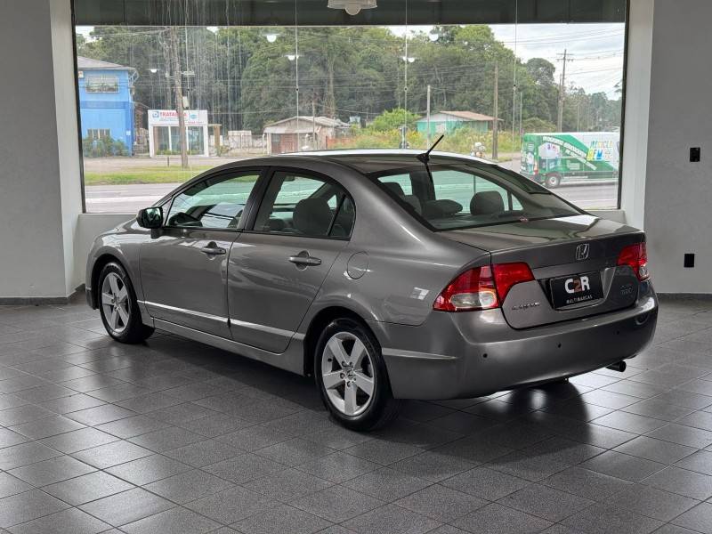 HONDA - CIVIC - 2011/2011 - Cinza - R$ 55.900,00