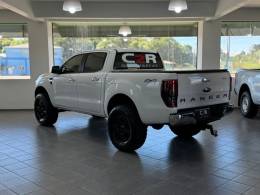 FORD - RANGER - 2015/2015 - Branca - R$ 119.900,00