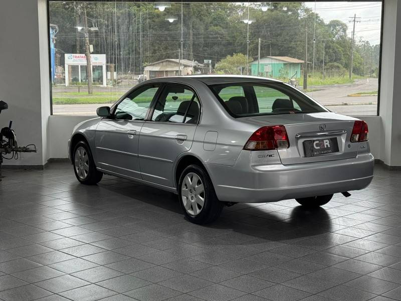 HONDA - CIVIC - 2002/2003 - Prata - R$ 28.900,00