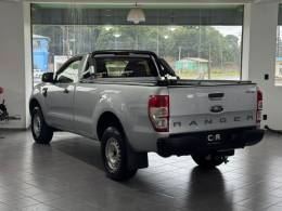 FORD - RANGER - 2012/2013 - Prata - R$ 81.900,00
