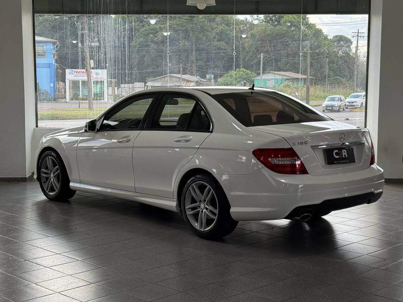 MERCEDES-BENZ - C 180 - 2013/2013 - Branca - R$ 75.900,00