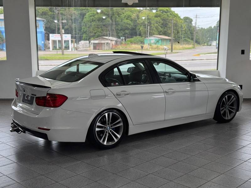 BMW - 328I - 2013/2013 - Branca - R$ 109.900,00