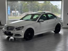 MERCEDES-BENZ - C 200 - 2011/2012 - Branca - R$ 79.900,00
