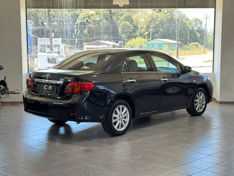 TOYOTA - COROLLA - 2009/2010 - Preta - R$ 60.900,00