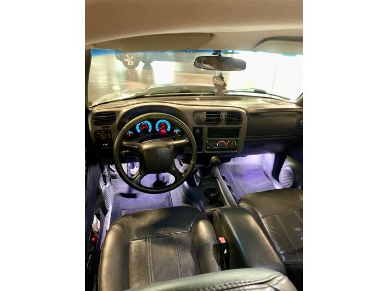 CHEVROLET - S10 - 2011/2011 - Prata - R$ 71.900,00